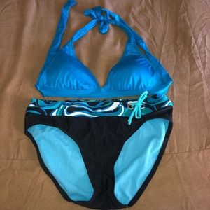 NWOT- cute 2 piece bathing suit